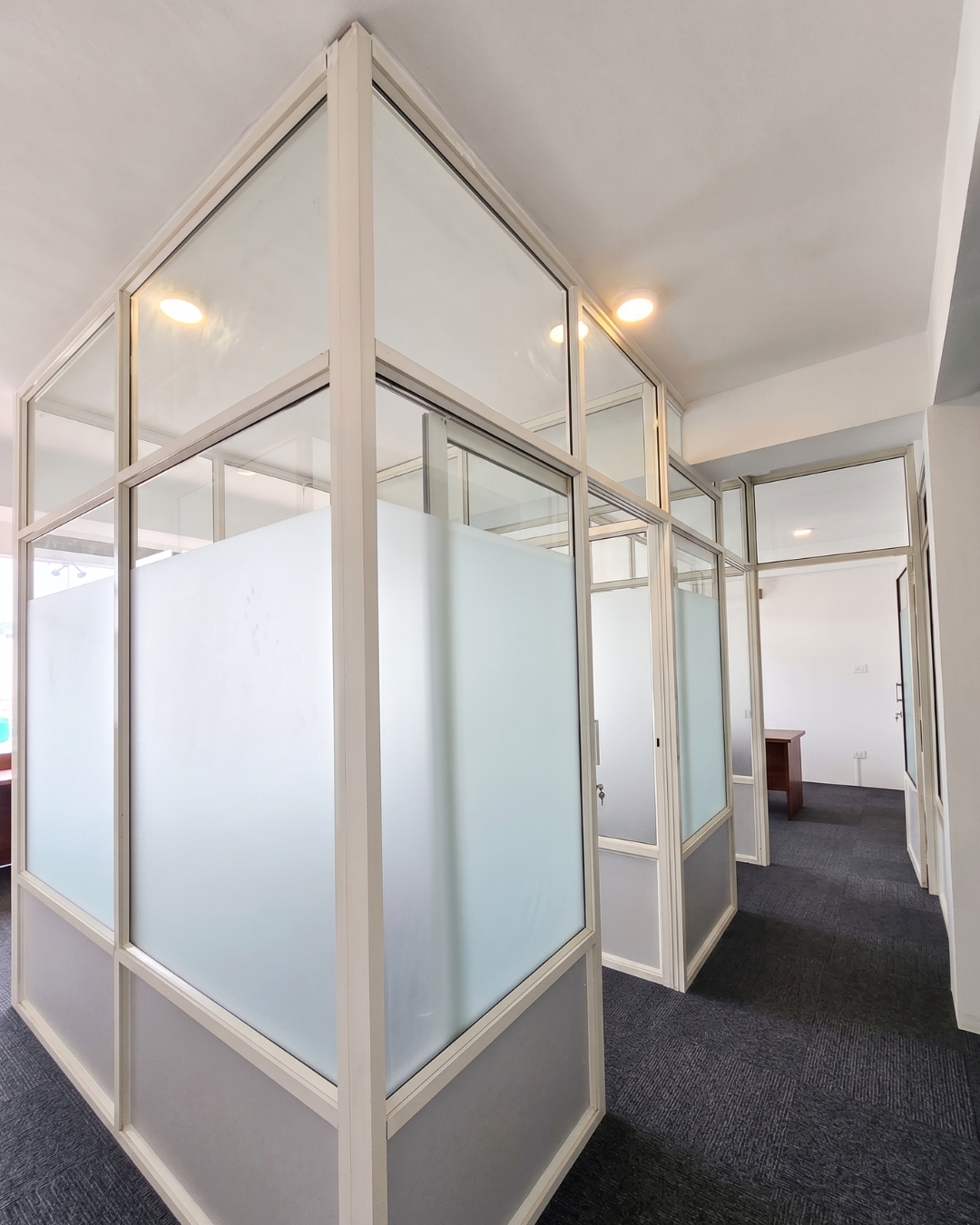 Wolf Offices Meeting Area